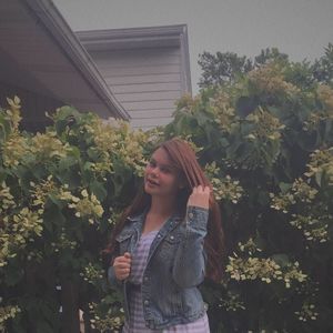 Meet your Posher, Madison